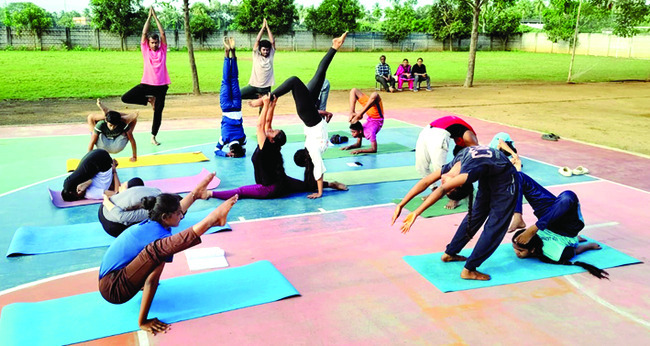 యోగాతో ఆరోగ్యం..ఆహ్లాదం 1