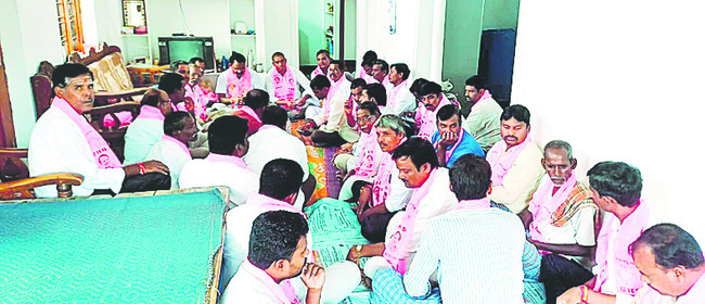 మండపాలకు అనుమతులు తప్పనిసరి
2