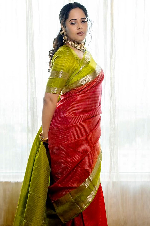 Anchor Anasuya Bharadwaj Latest Stunning Looks IN Saree Photos13