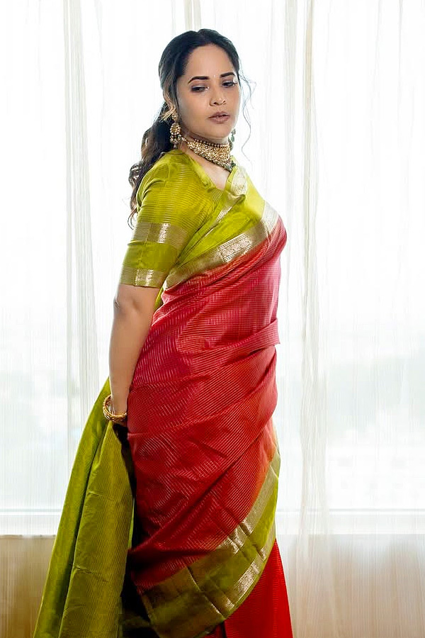 Anchor Anasuya Bharadwaj Latest Stunning Looks IN Saree Photos14