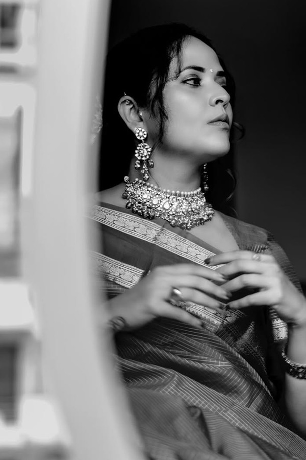 Anchor Anasuya Bharadwaj Latest Stunning Looks IN Saree Photos5