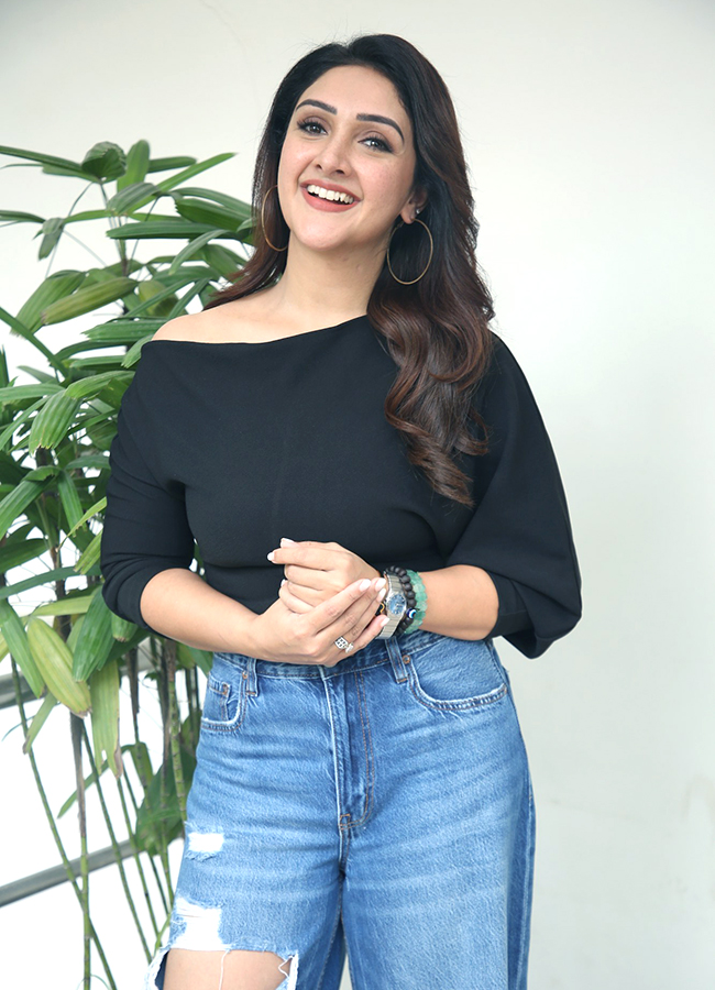 Tollywood Actress Sridevi Vijaykumar Latest Photos16