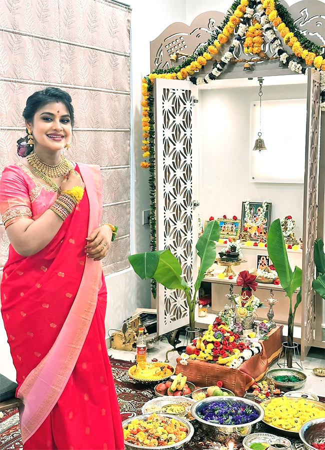 Varalakshmi Vratham 2025 At Sonia Akula Photos11
