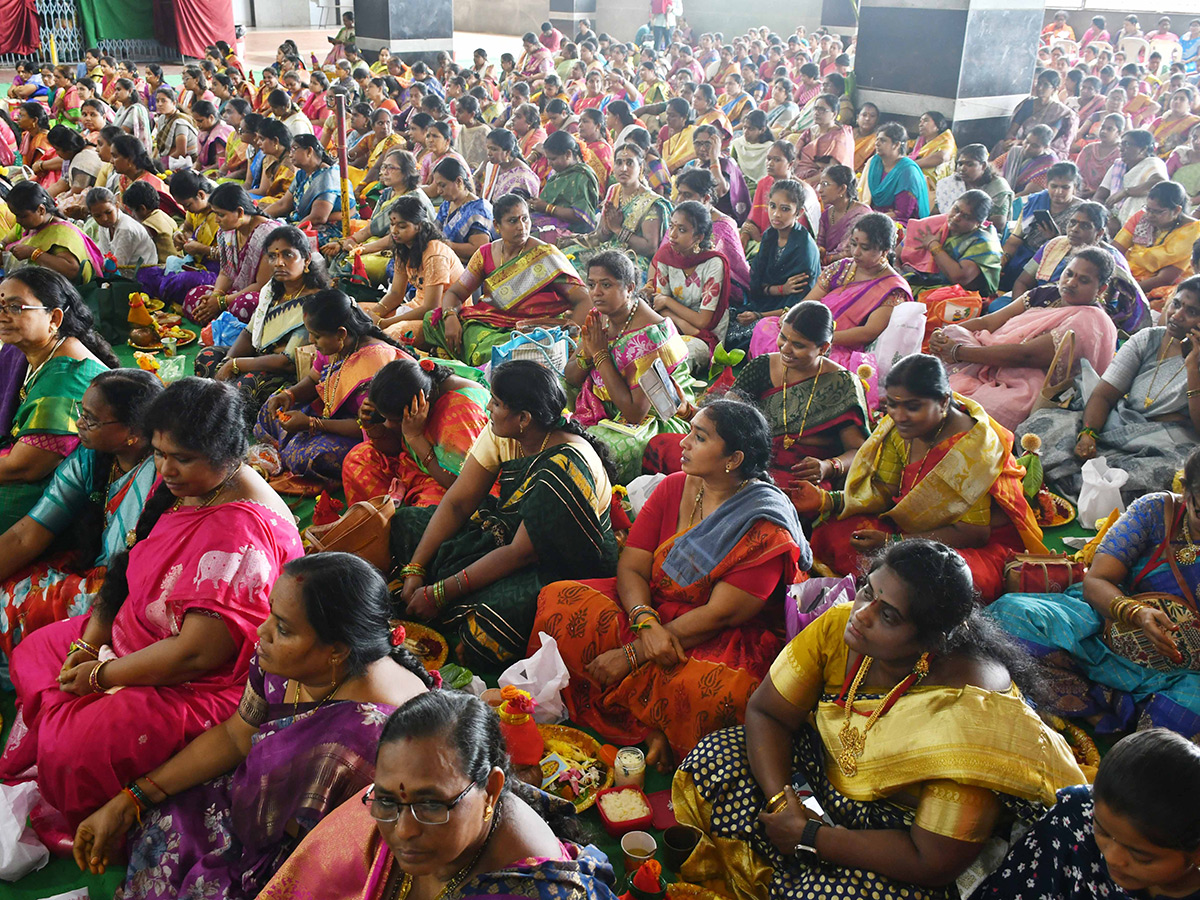Varalakshmi Vratham on Indrakiladri Vijayawada Photos2