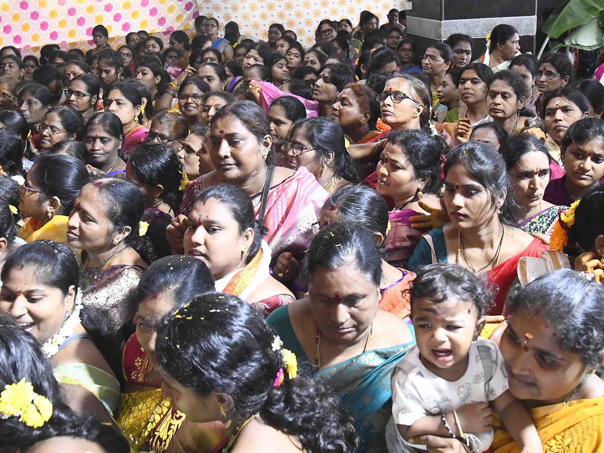 Varalakshmi Vratham on Indrakiladri Vijayawada Photos6