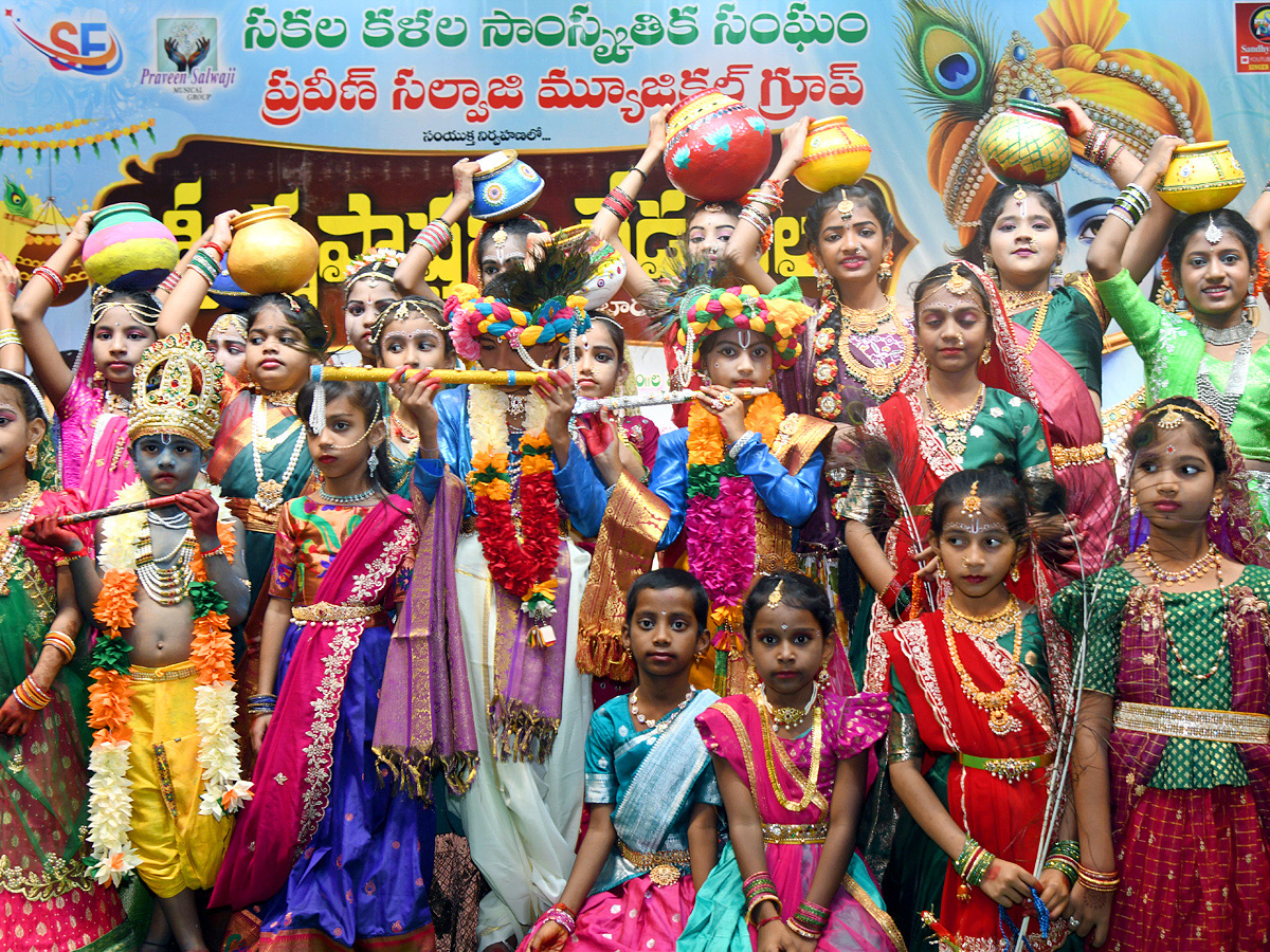 Best Photos of The Week in AP and Telangana Photo Gallery14