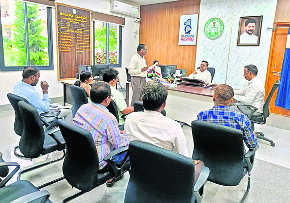 విద్యార్థులకు చట్టాలపై అవగాహన ఉండాలి 1