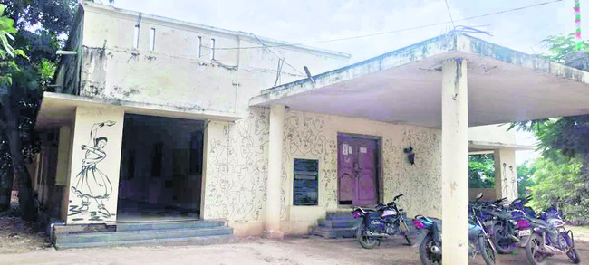 ఉద్యమ నేతకు జోహార్లు1