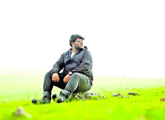 డుడుమ ప్రవాహంలో పర్యాటకుడి గల్లంతు1