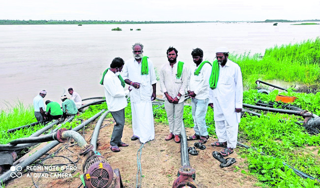 మహోగ్ర కృష్ణా.. ప్రశాంత తుంగా3