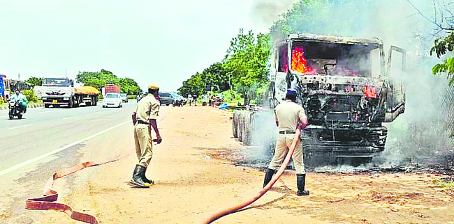 ఆత్మహత్యకు యత్నించి చికిత్స పొందుతున్న యువకుడు మృతి1