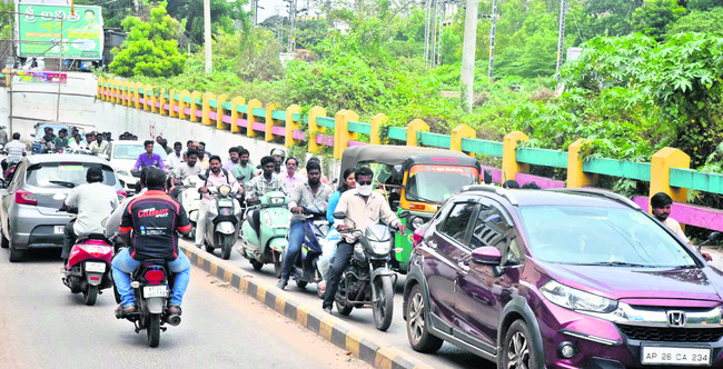 ట్రాఫిక్ నరకం2