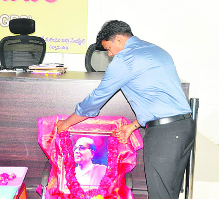 టంగుటూరి జీవితం భావితరాలకు ఆదర్శం2