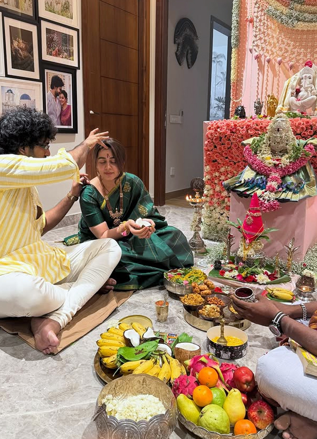 Aadhi Pinisetty and Nikki Galrani Varalaxmi Pooja at Home: Photos12