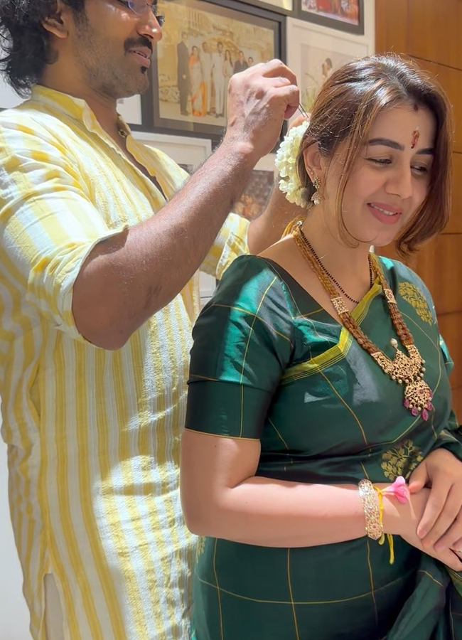 Aadhi Pinisetty and Nikki Galrani Varalaxmi Pooja at Home: Photos15