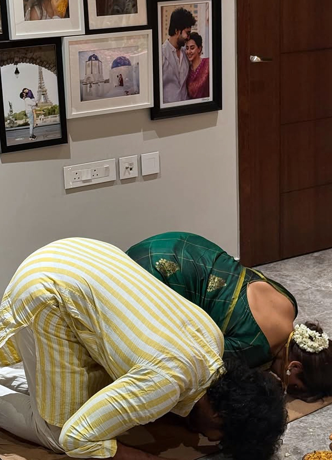Aadhi Pinisetty and Nikki Galrani Varalaxmi Pooja at Home: Photos7
