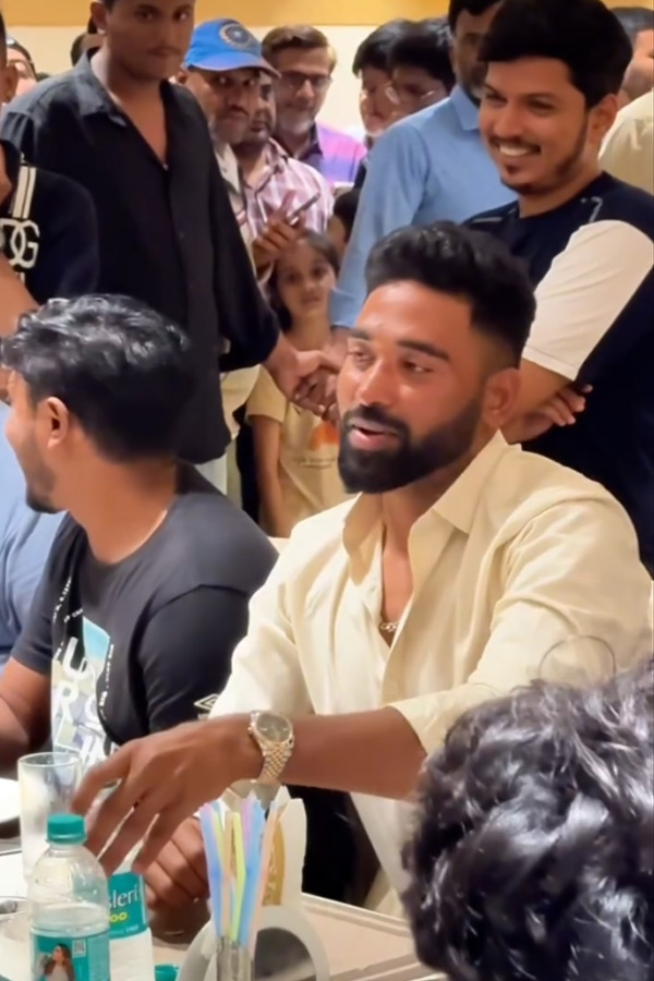 Indian Cricketer Mohammed Siraj Launches Joharfa Restaurant In Hyderabad Photos13