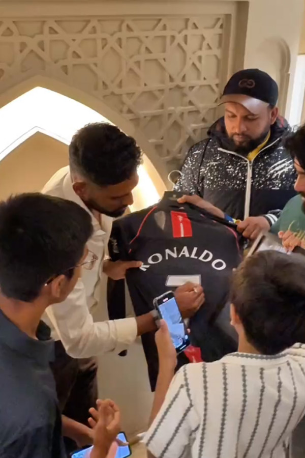 Indian Cricketer Mohammed Siraj Launches Joharfa Restaurant In Hyderabad Photos15