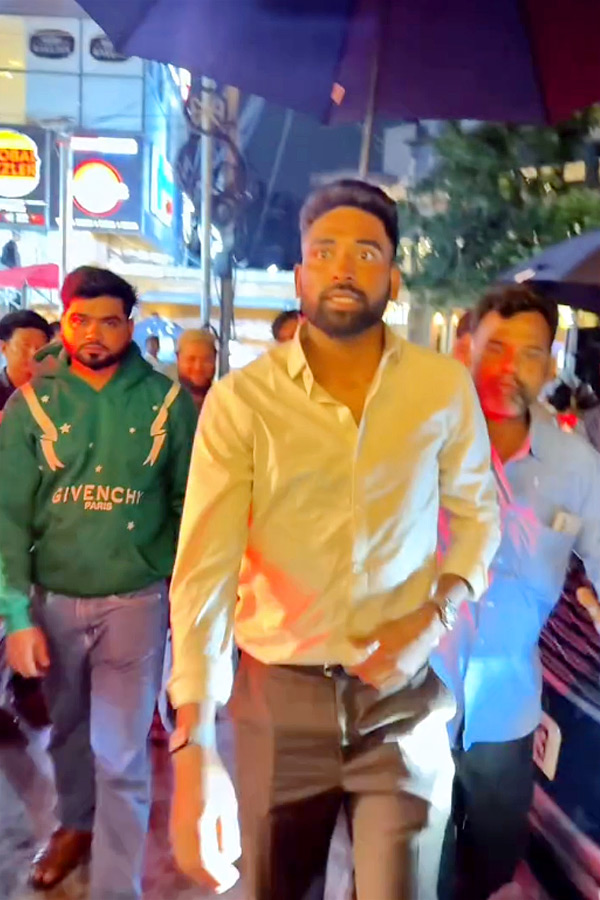 Indian Cricketer Mohammed Siraj Launches Joharfa Restaurant In Hyderabad Photos2
