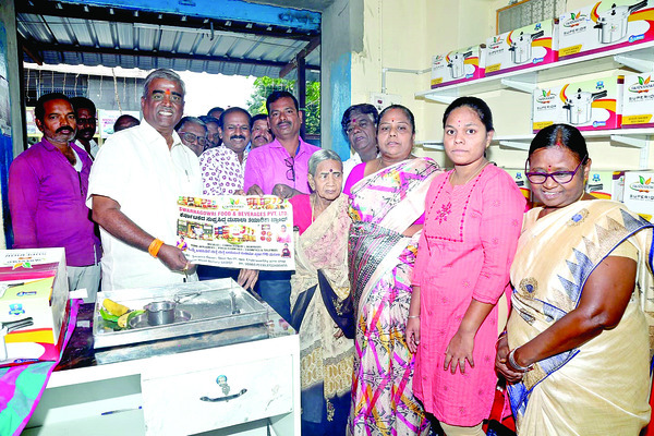 మట్టి గణపతులనే ప్రతిష్టించాలి 4