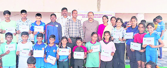 సామాజిక చైతన్యంలో కవులు కీలకం2
