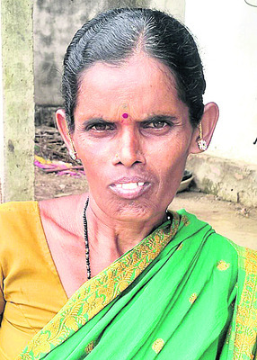 మానవ్వకు ఇల్లు రాలే.. 1