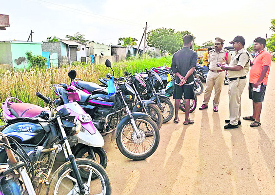 నెల్లూరులో కార్డన్ సెర్చ్ 1