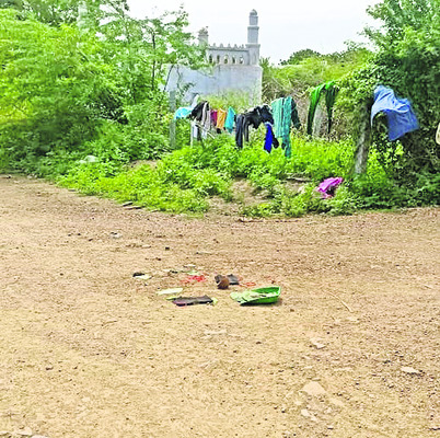 గుర్తు తెలియని వ్యక్తి మృతి2
