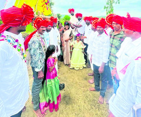 ఘనంగా తీజ్ సంబురాలు2