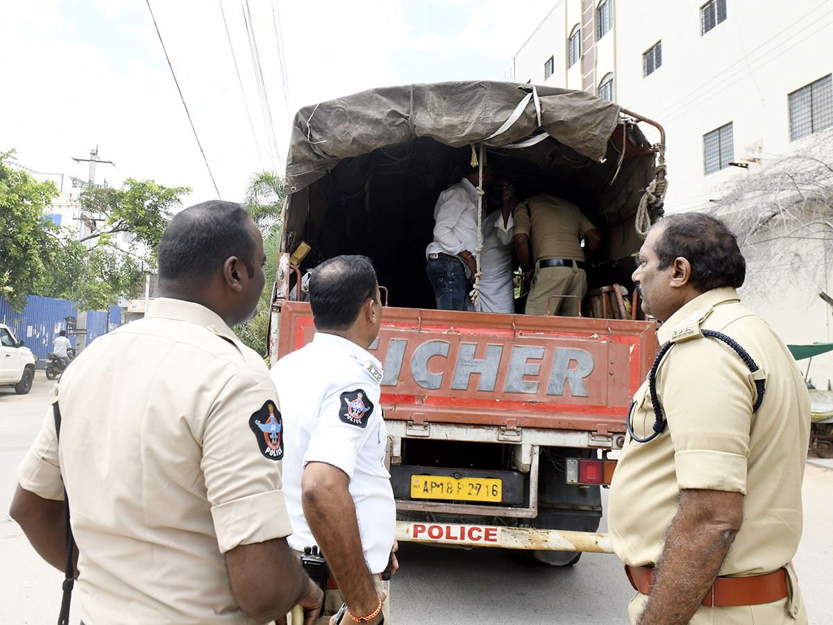 JR NTR Fans Stage Protest in Anantapur Photos11