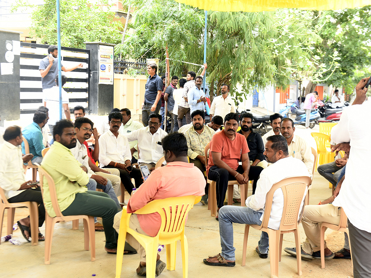 JR NTR Fans Stage Protest in Anantapur Photos15