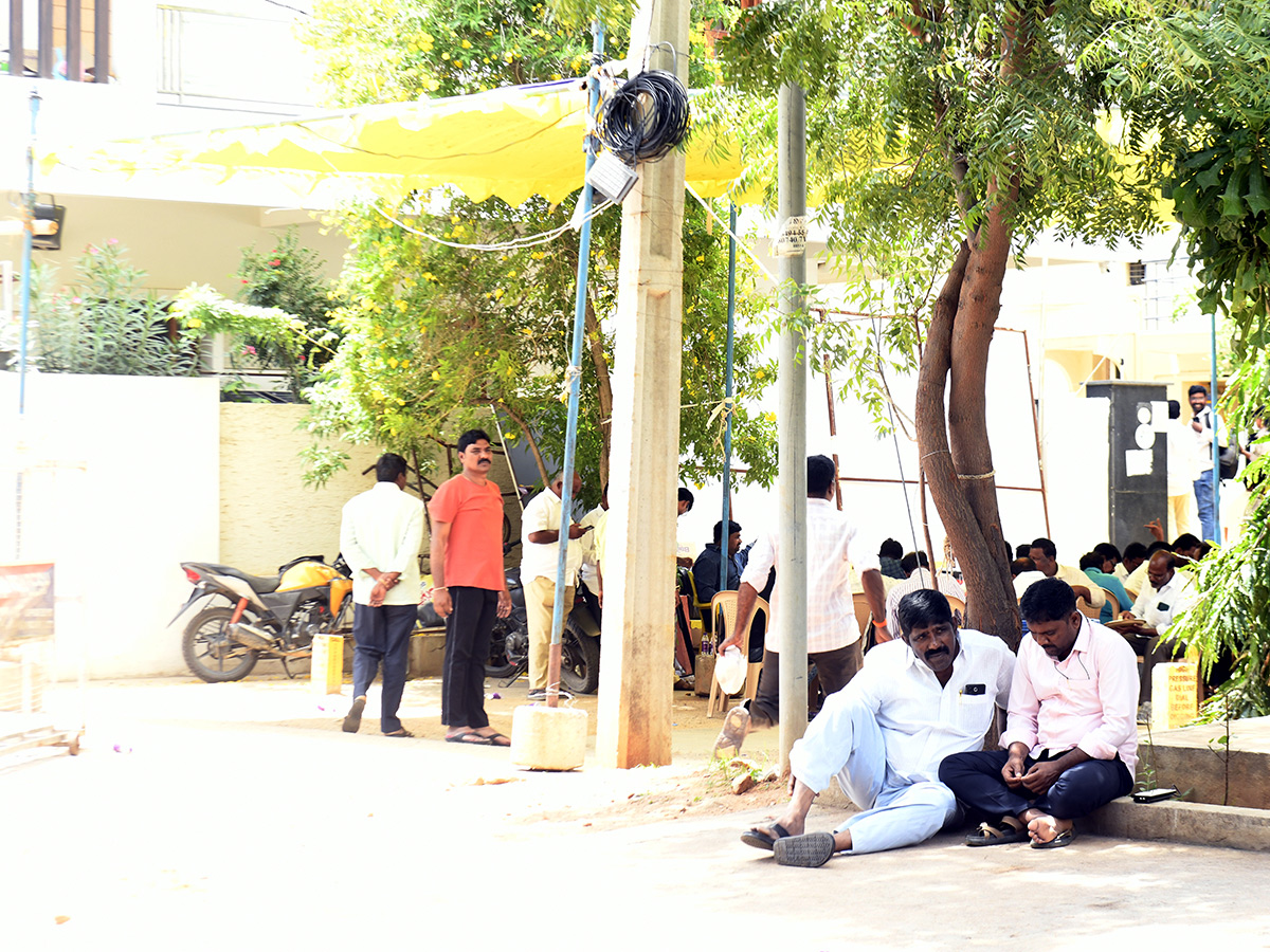 JR NTR Fans Stage Protest in Anantapur Photos17