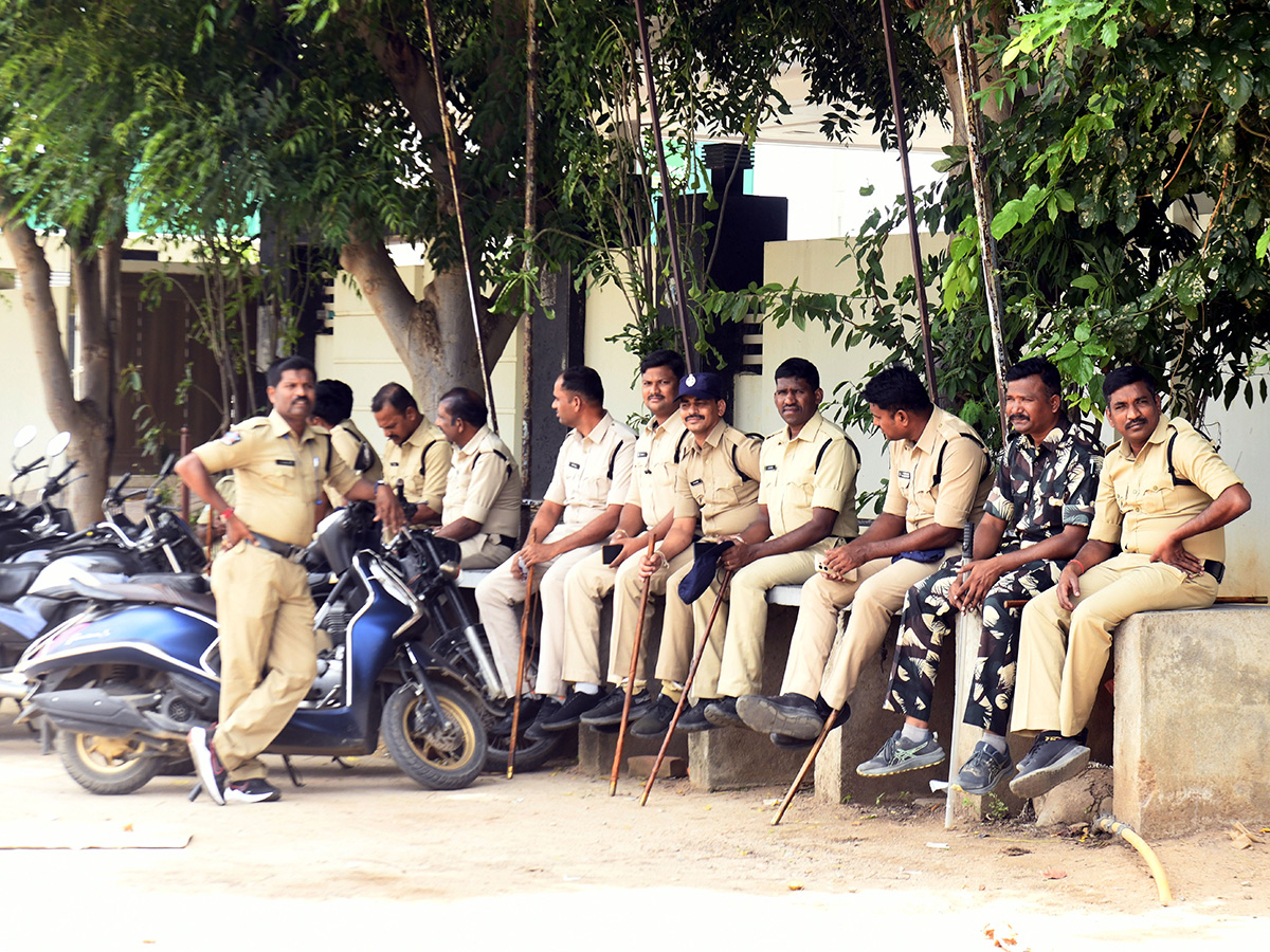 JR NTR Fans Stage Protest in Anantapur Photos6