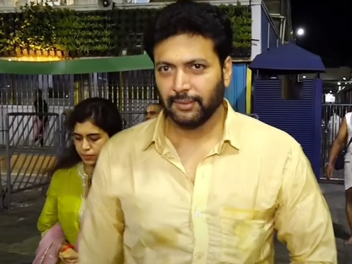 Jayam Ravi Spotted In Tirumala With Kenisha (Photos)10