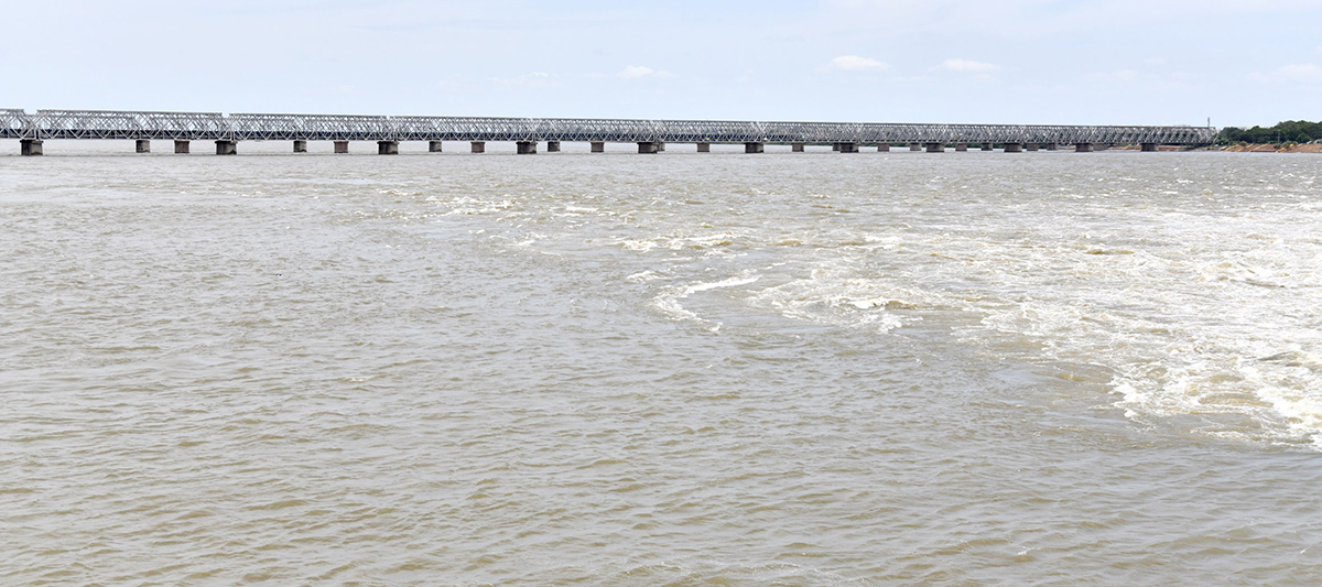 Vijayawada Praksam Barrage Floods Andhra Pradesh8