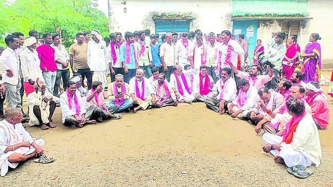 యూరియా.. ఆందోళన1