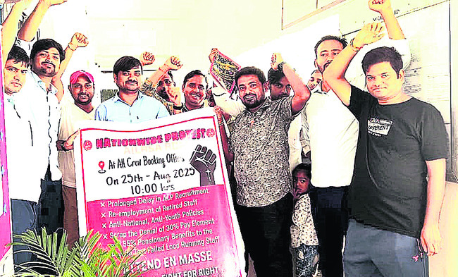 మట్టి గణపతులను పూజిద్దాం2