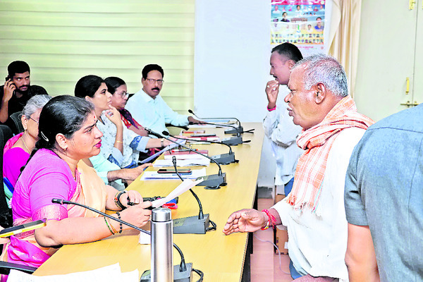 అర్జీలు పెండింగ్లో ఉంచొద్దు1