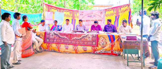 అదనపు కలెక్టర్గా బాధ్యతల స్వీకరణ1