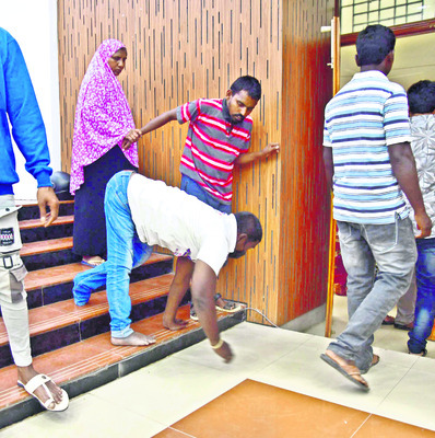 కబోది..ప్రభుత్వమిది1