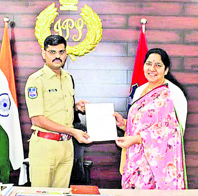 అక్రమ వ్యాపారాలపై చర్యలు తీసుకోవాలి2