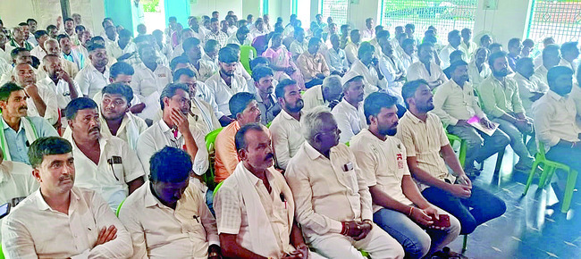 ప్రభుత్వ వైఫల్యాలను ఎండగట్టాలి 1