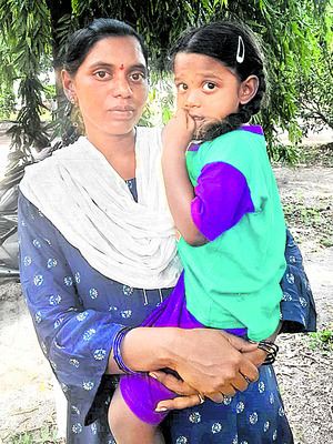 అర్జీల పరిష్కారంపై ప్రత్యేక శ్రద్ధ వహించాలి 2