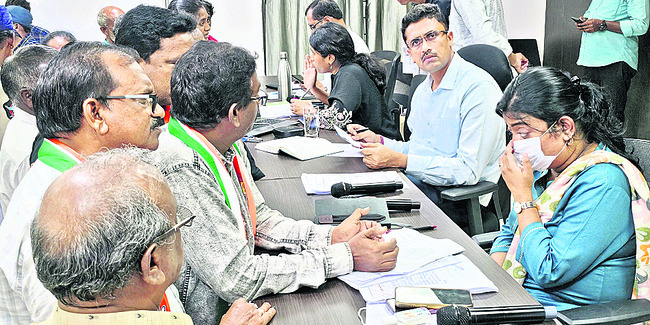 విసిగి పోవాలే గానీ! 1