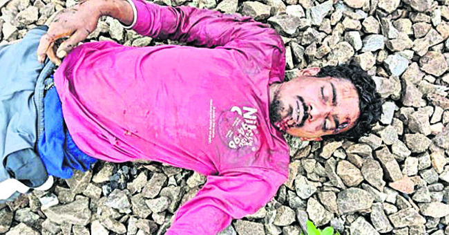 గుర్తు తెలియని మృతదేహం లభ్యం3