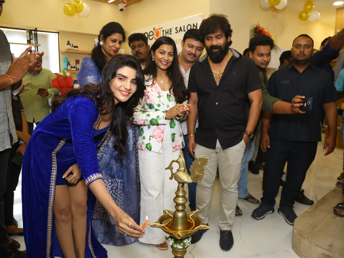Jabardasth Varsha in Kondapur Photos14