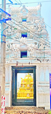 300 ఏళ్ల నాటి కార్యసిద్ధి గణపతి 2