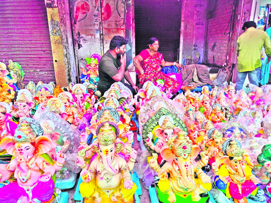 పార్వతీ తనయా.. నీకు మొక్కెదన్ 1