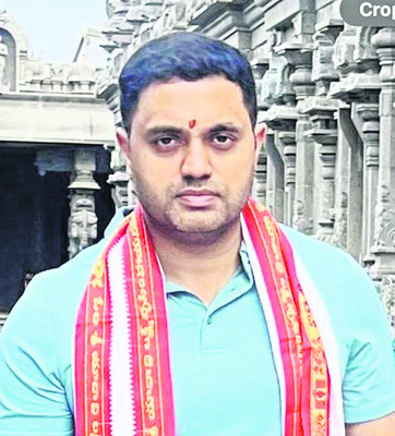 వైకుంఠవాసుడికి ఏరువాడ జోడు పంచెలు 2