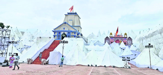 మొదలైన చవితి సందడి1